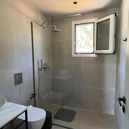 Mirror Vilă *